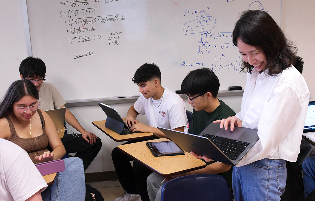 Assistant Professor Hyungkyoung and students.