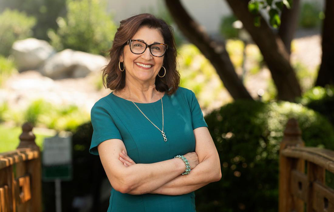 ��������Vlog Provost Terri Gomez