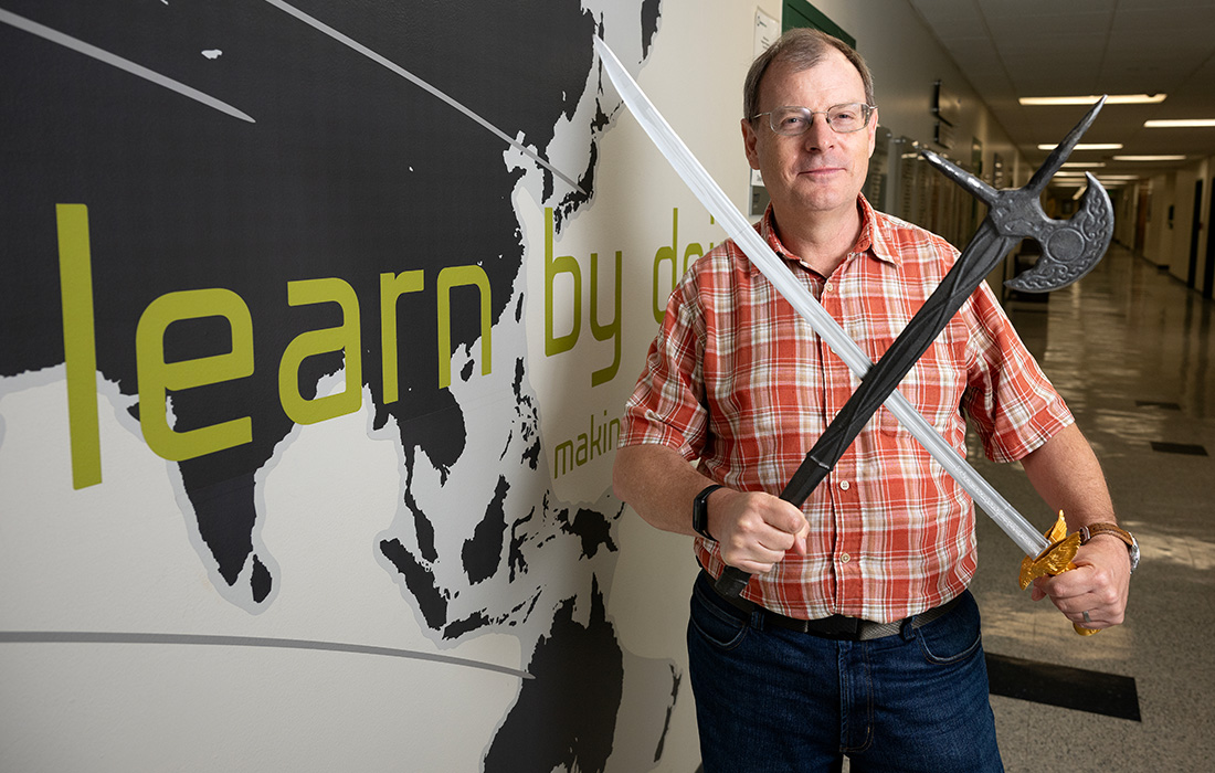 Manufacturing Professor Victor Okhuysen