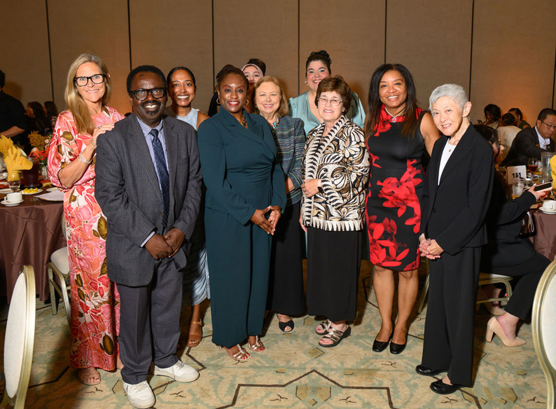 Dean Jenelle Pitt Parker and members of CEIS faculty and staff at the Champions of Change Gala Award.