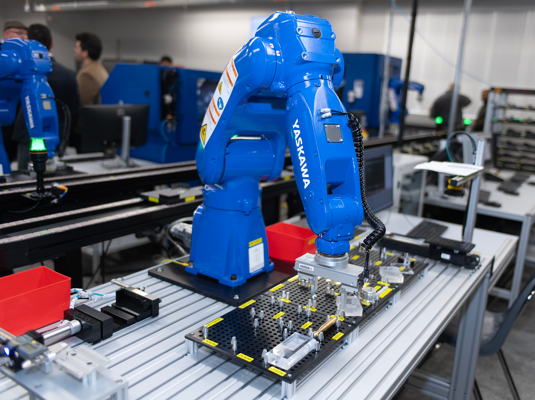 Robotic machine in the Automation lab.