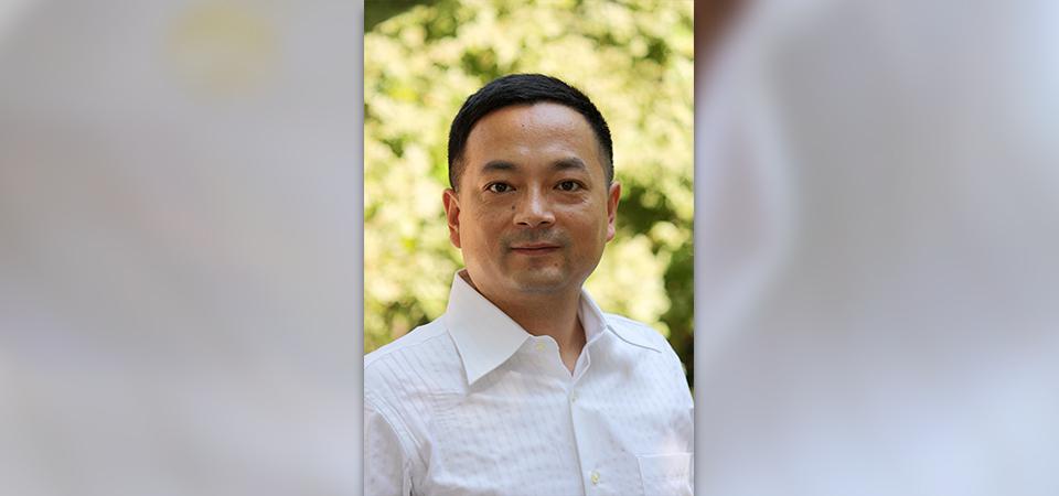 Associate Professor Jiangning Che
