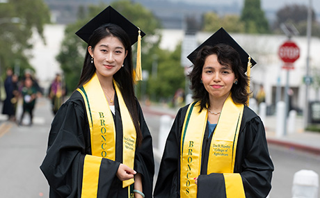Zhongqin "Sherlly" Shi and Elizabeth Groenheim 