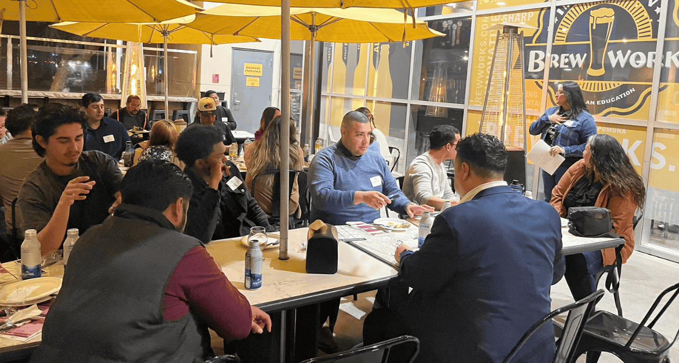 latino alumni at mixer