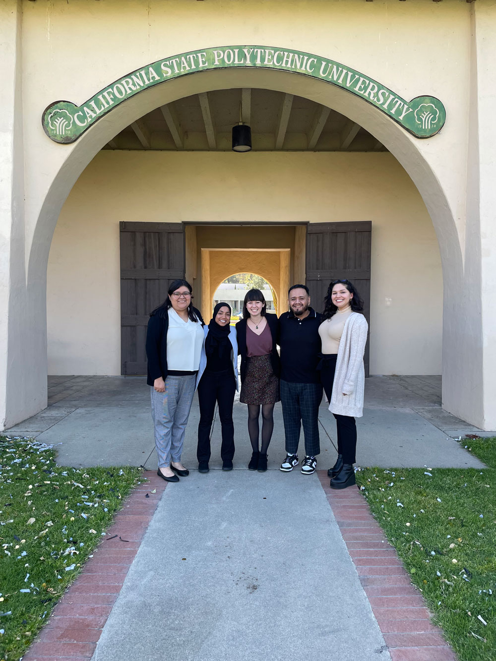 In the photo: Carmen Ramos, Khadija Shafiq, Kati Lebioda, Armando Lizarraga, and Lucia Quezada