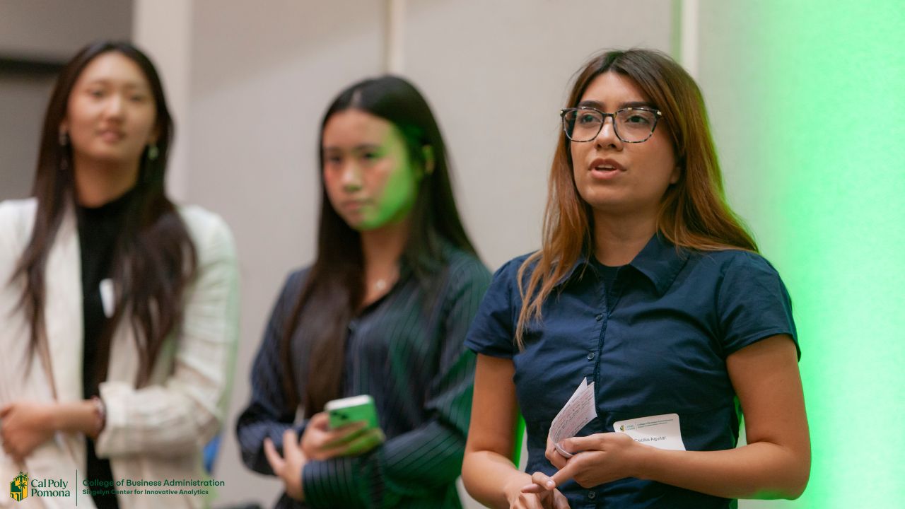 Student Presentation in Competition