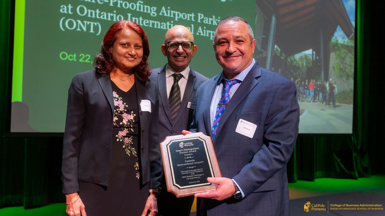 Dr. Rita Kumar, Atif Elkadi with Dean Dr. Krishnamurthy