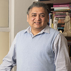 Dr. Morales headshot