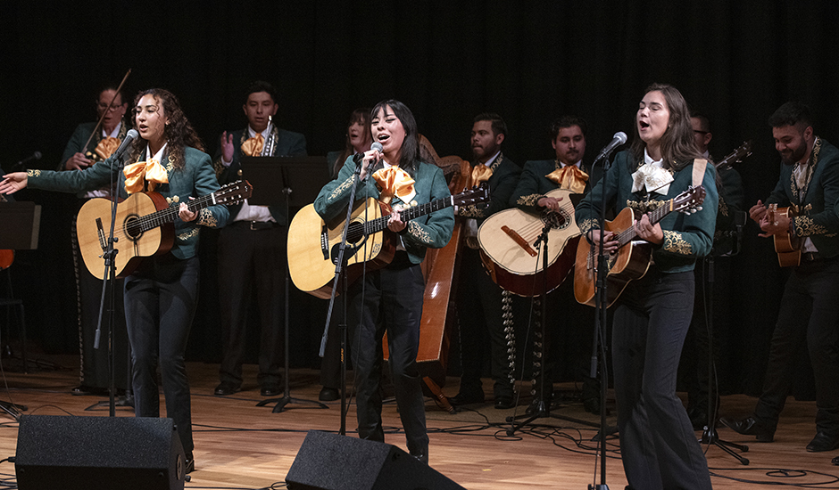 Mariachi Band