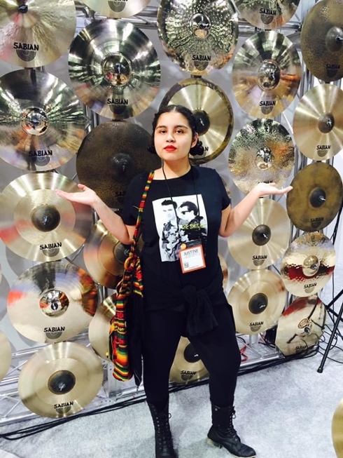 Justine Hawelu at NAMM show