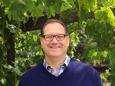 Portrait of Mark Crisler