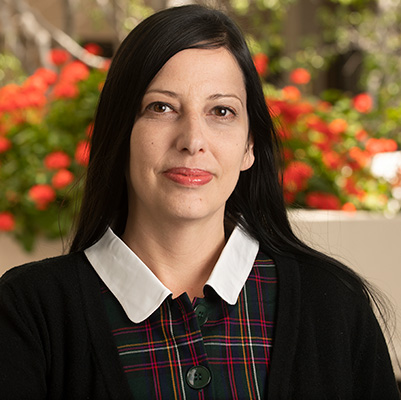 Dr. Elli Menounou