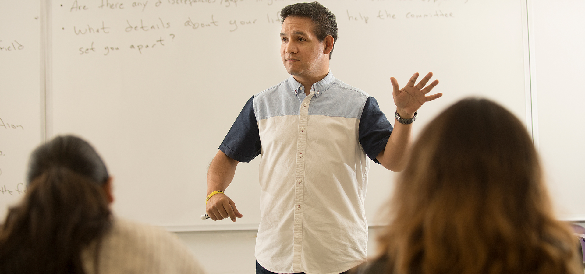 Steve Alas in classrooom teaching
