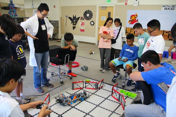 campers at robotics camp