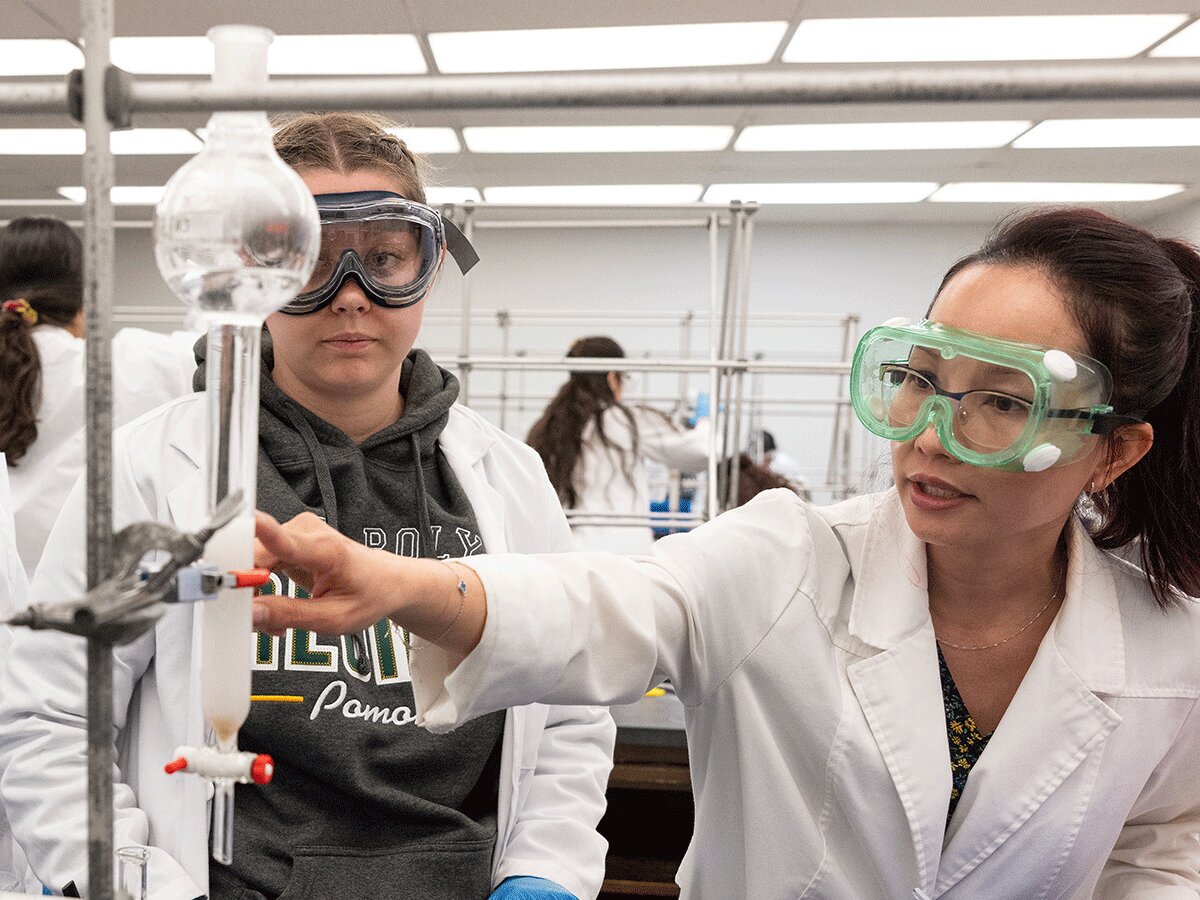 Student and Professor working in lab