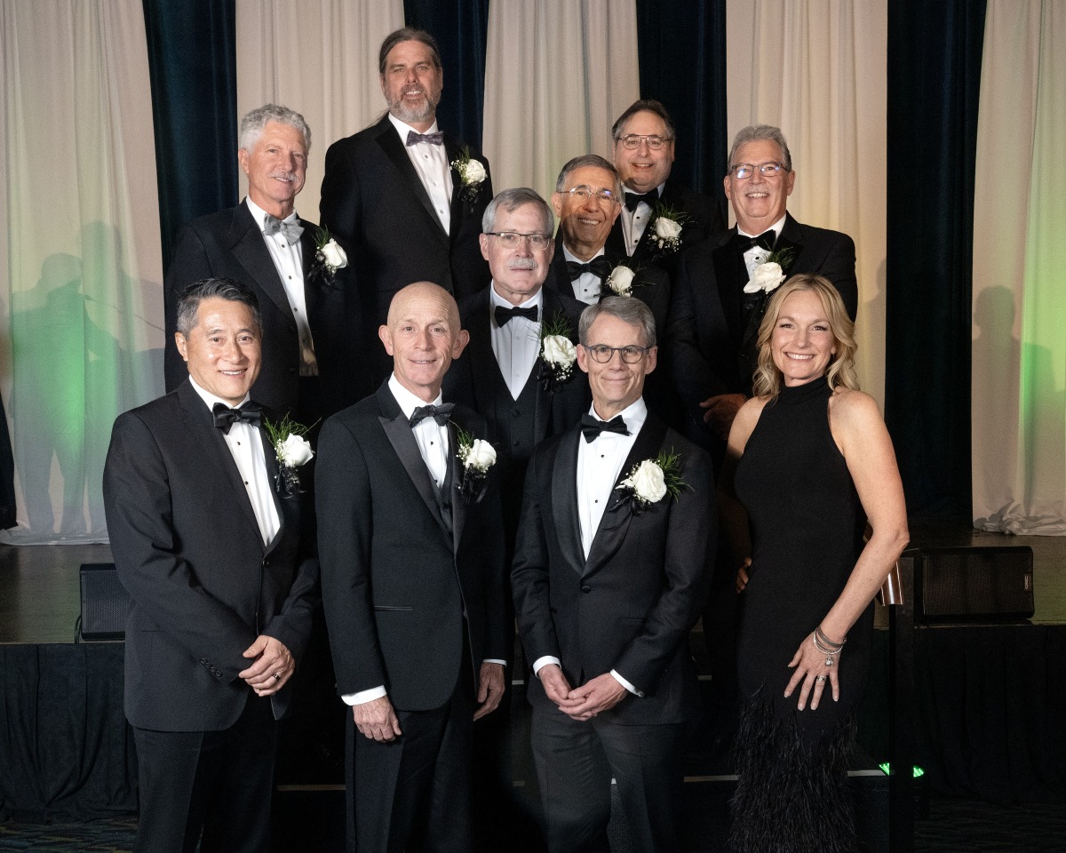 inductees group pic