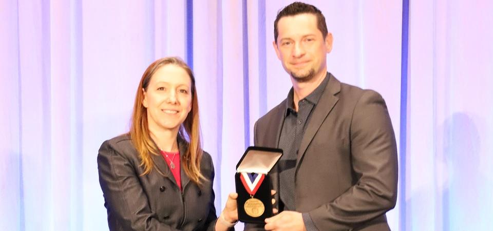 Prof. Nissenson Wins ASEE National Best Teacher Award