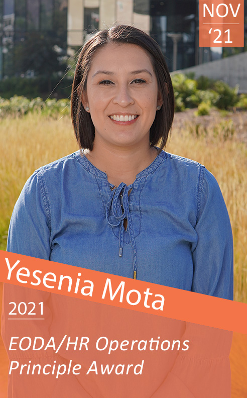 headshot of yesenia