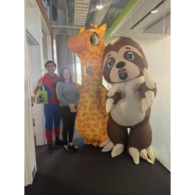 Sloth & Giraffe Corridor Standoff