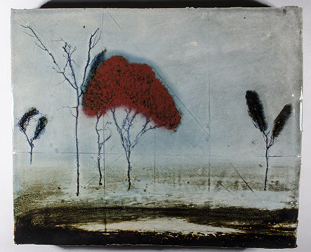 An abreast illustration of a few trees, the one in the center is the only red one.