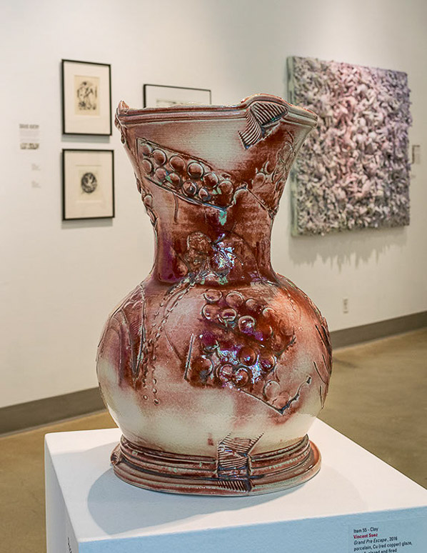 Grand Pre Escape, 2016 porcelain, Cu (red copper) glaze, cone 6, glazed and fired 17 x 11 x 11” Courtesy of the artist