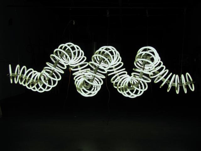 David Jang, Correlation Cycles, 2010, circline fluorescent light bulbs and steel, 20 amps, 42 x 156 x 42”. Image use courtesy of the artist. 