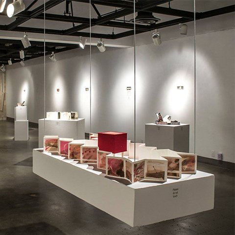 Installation view of "VESSEL The Guild of Book Workers" Traveling Exhibition.