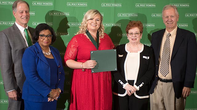 Ashley Keasey (center) received the 2018-19 President's Scholars award, which recognizes exceptional student achievement.