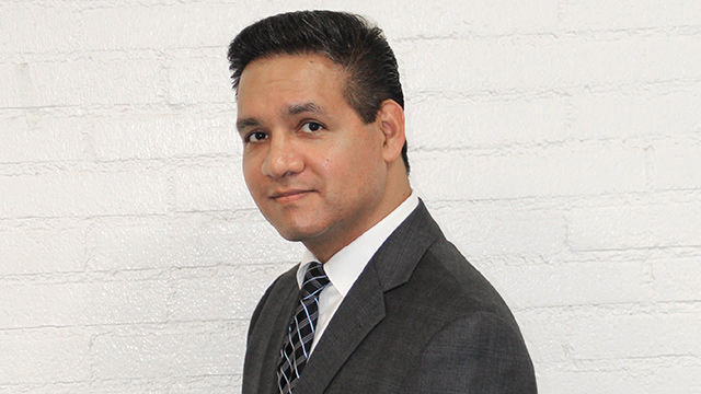 Biological Sciences Professor Steve Alas is the recipient of the CSU Chancellor's Office Faculty Innovation and Leadership Award.