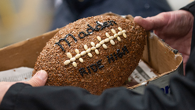 A tribute to Cal Poly SLO alumnus John Madden will be part of the 2022 Cal Poly Universities' Rose Float, Stargrazers.