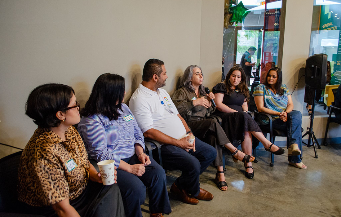 A group of people during Cafe and Conversaciones