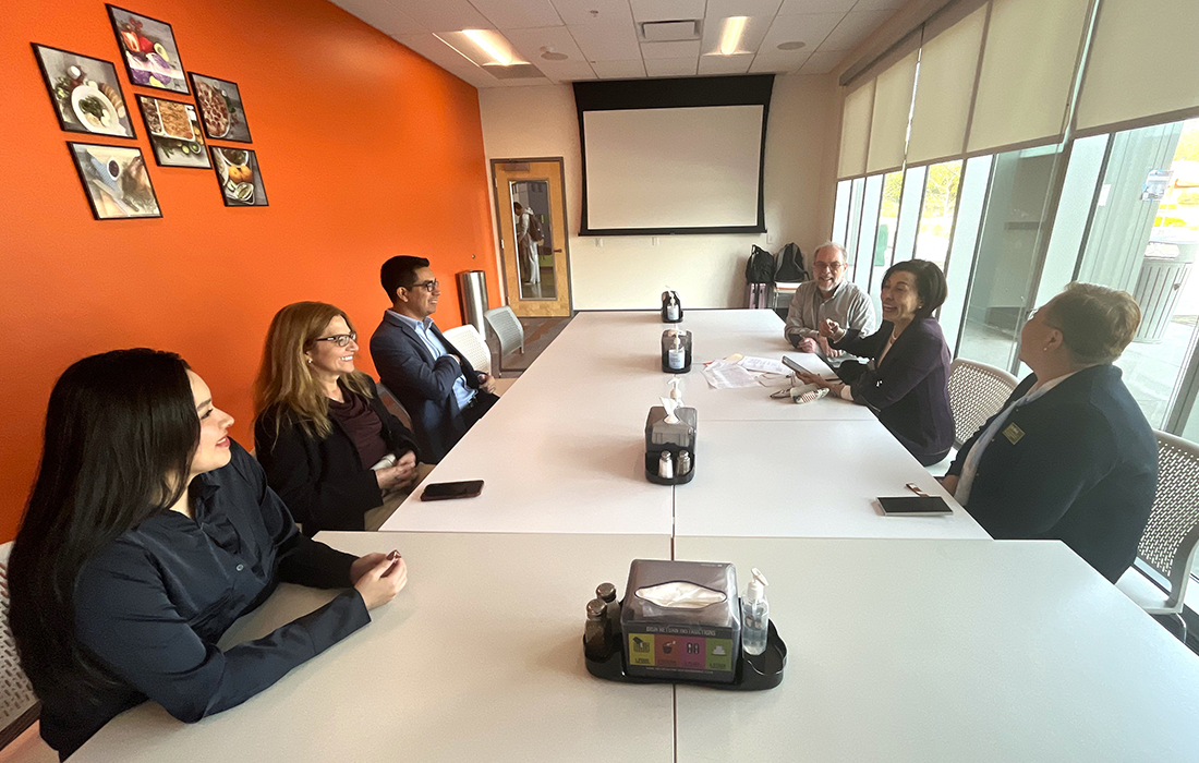 Advisor Luzmila Rojas Sandoval and Tito Omar Portocarrero Vela meet with Cal Poly Pomona on Jan. 28.