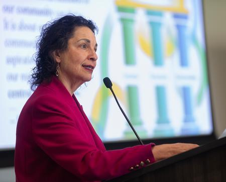 Iris Levine
