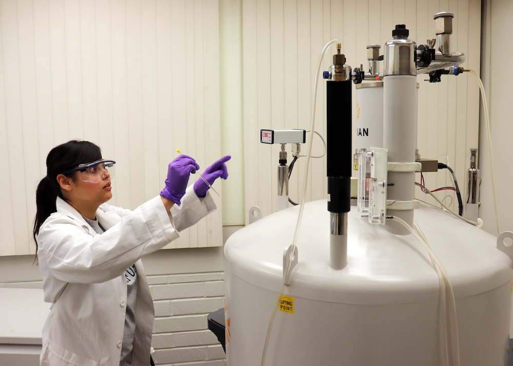 Image of Jeanney in a lab setting