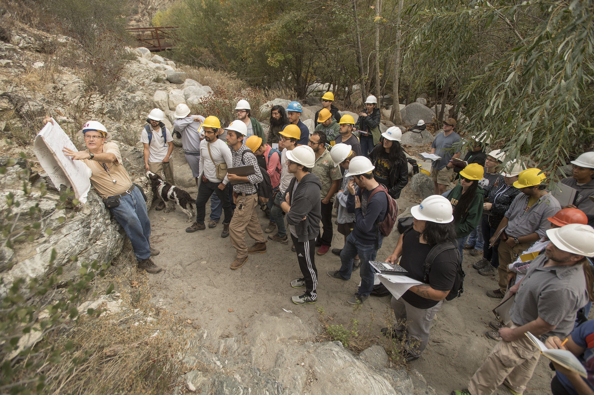 Geology class in action