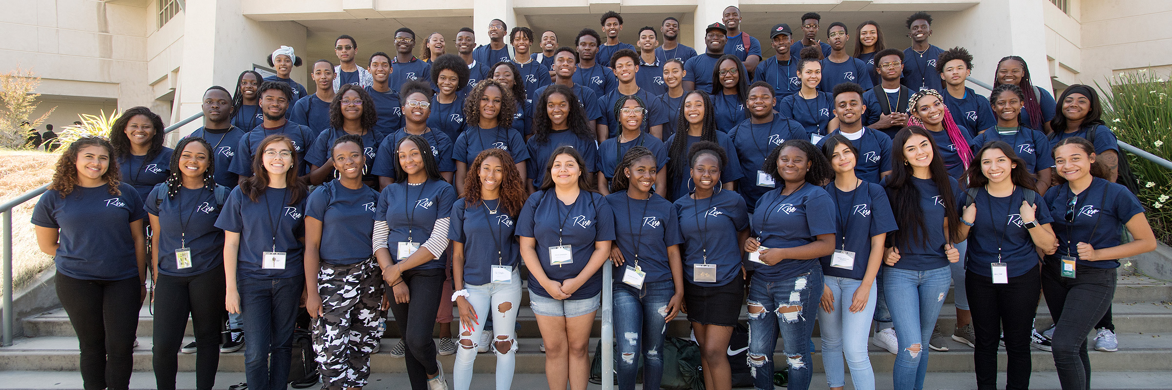 The 2019 cohort of Rise Students pose for a photo.