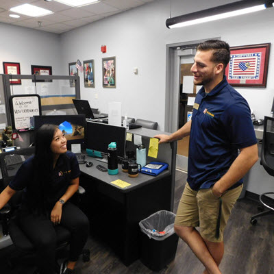 Students talking in the Veterans Resource Center