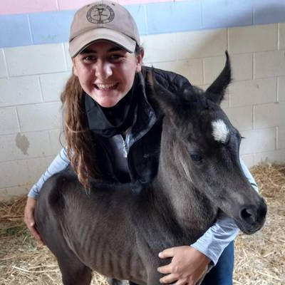 Madeleine Ogburn with horse