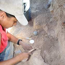 Claudia Garcia-Des Lauriers excavating Offering 1, Los Horcones, Chiapas, Mexico (Photo by Mikael Ohlsen)